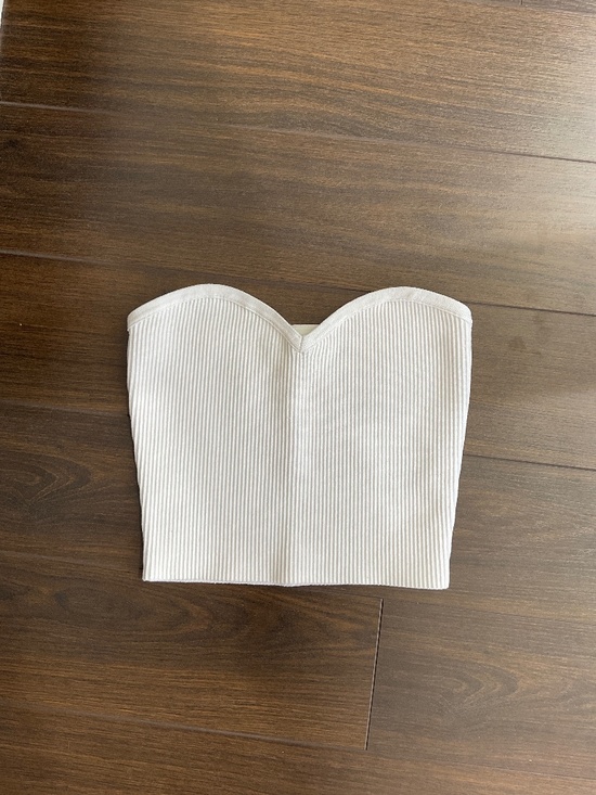 Babaton Tops - Aritzia Babaton Sculpt Knit Sweetheart Tube Top